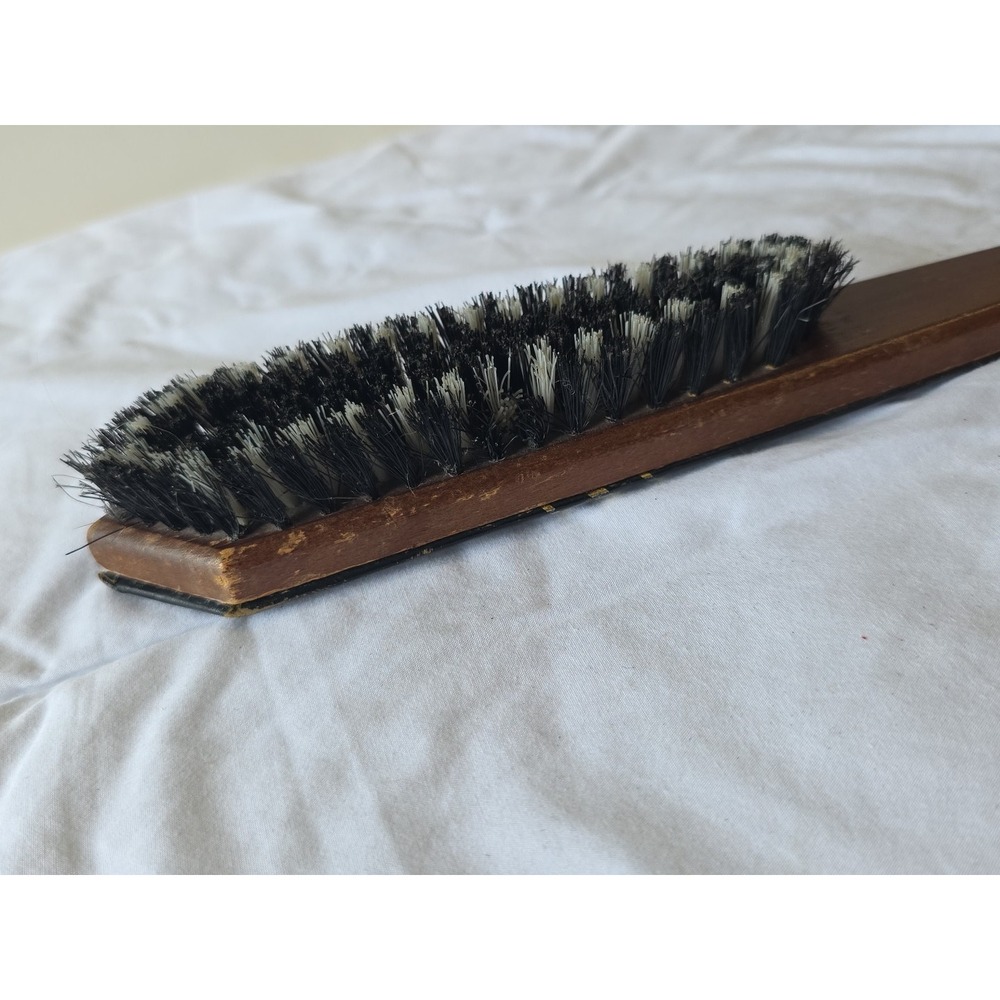 Vintage Made In England Tie Shaped Brush - Picture 7 of 8